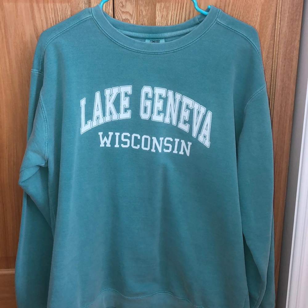 Lake Geneva Crewneck